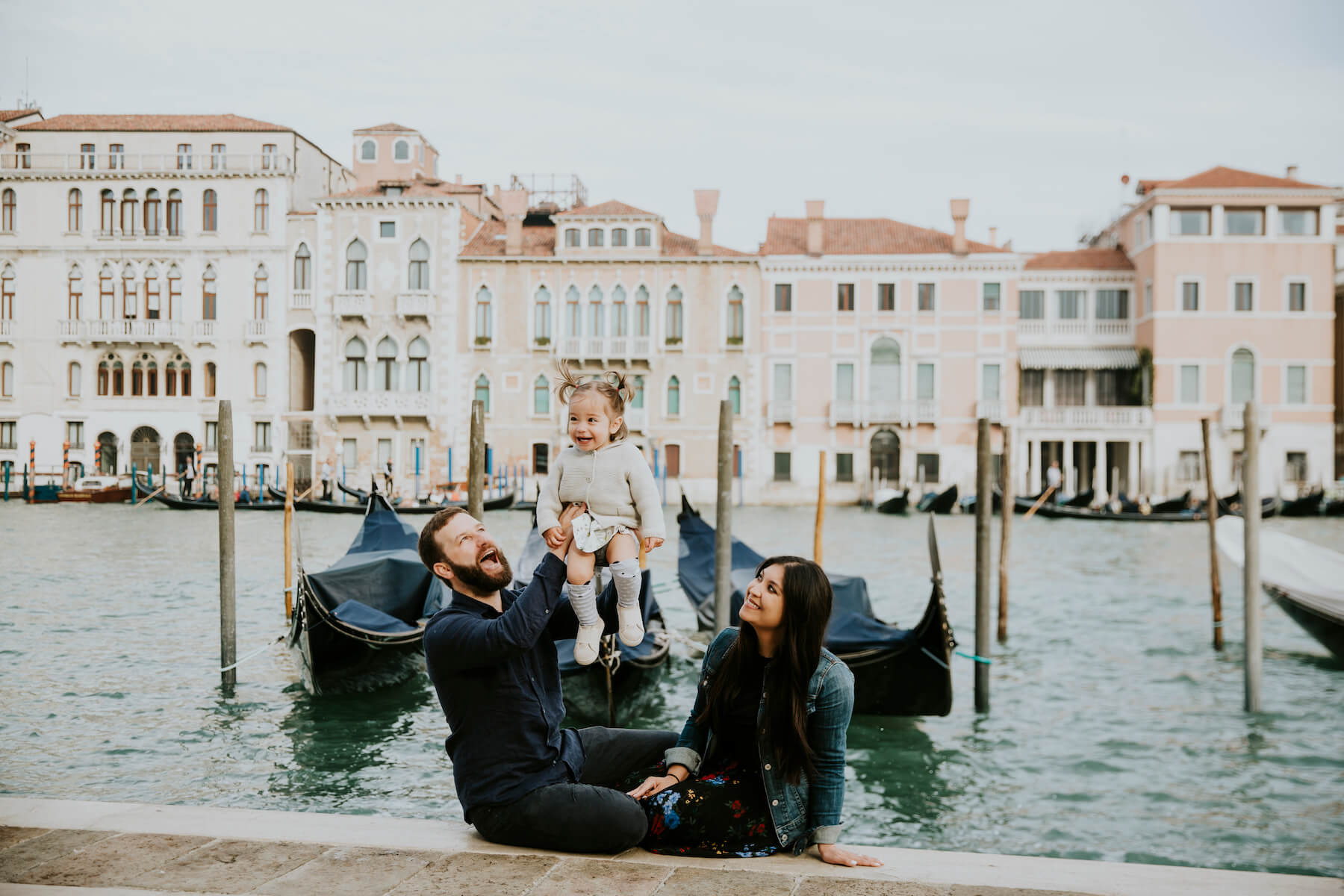 Flytographer family trip photos