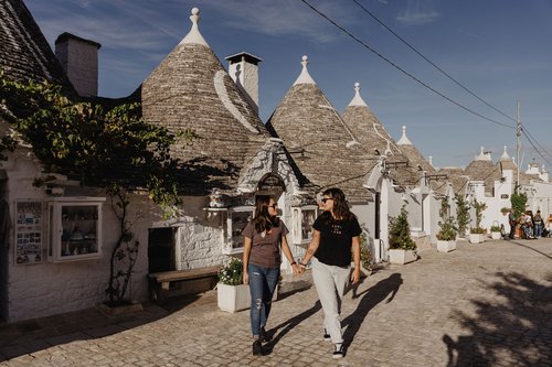 Polignano a Mare photoshoot at Alberobello and the Trulli